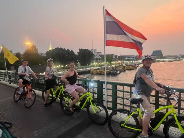 Electric Bike Tour - Thonburi side: Portuguese desserts, Wat Prayoon turtles, and scenic riding