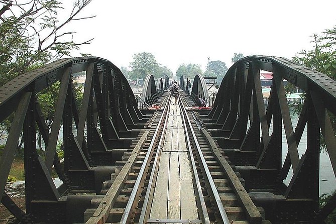 Exclusive Floating Market & River Kwai Private Experience - Timing and traffic: why the return matters for your Bangkok plans