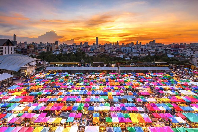 Experience Bangkok at Night with Streetfood Dinner & Foot Massage - BTS Saphan Taksin and the Chao Phraya Express Boat