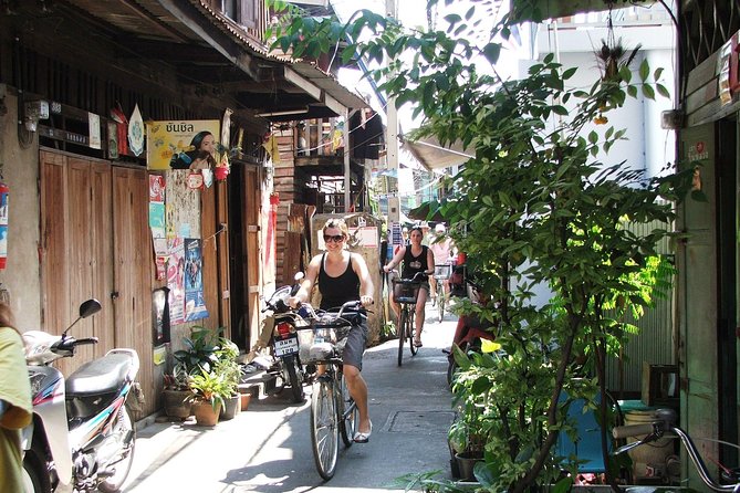 Experience Real Bangkok by Bike - Guides, English, and the Inside Details That Make It Click