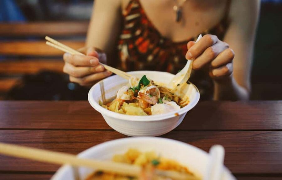 Flavors of Bangkok: Guided Food Tasting Tour with a Local - Your local guide: stories, dish origins, and insider ordering