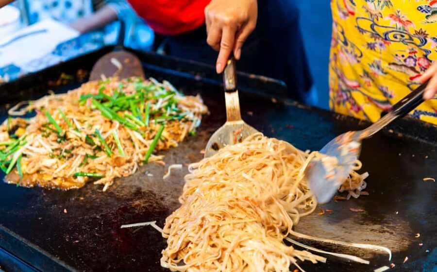 Flavors of Bangkok: Guided Food Tasting Tour with a Local - Should you book Flavors of Bangkok?