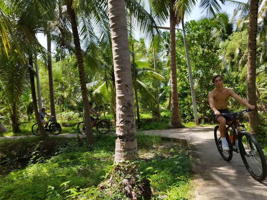 Floating Market Full-Day Bicycle Tour from Bangkok - Quick take: what makes this day special