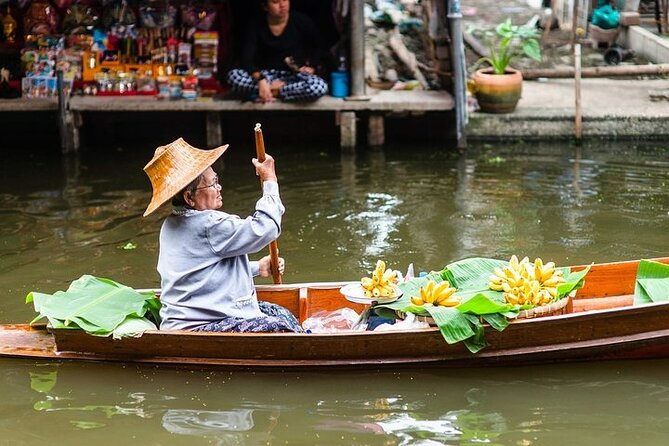 Floating Market & Railway Market near Bangkok - Who should book this tour, and who might want a different plan