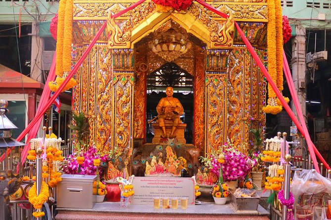 Flower Market & Floral Art: Multilingual Private Tour [EN/others] - Inside Baan Kudi Chin Museum: Siam–Portuguese stories in one practical stop
