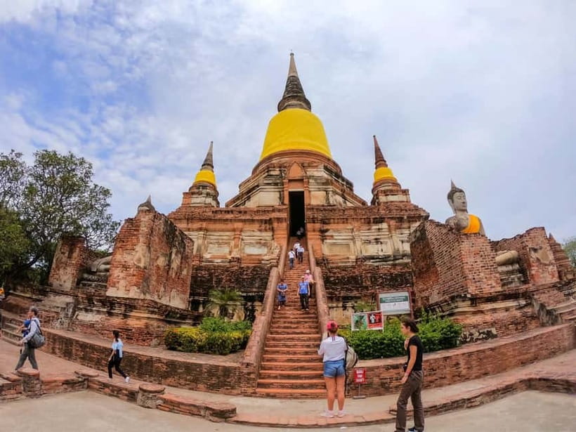 From Bangkok: Ayutthaya & Ayothaya Floating Market Day Trip - What to pack and how to dress for temples and heat