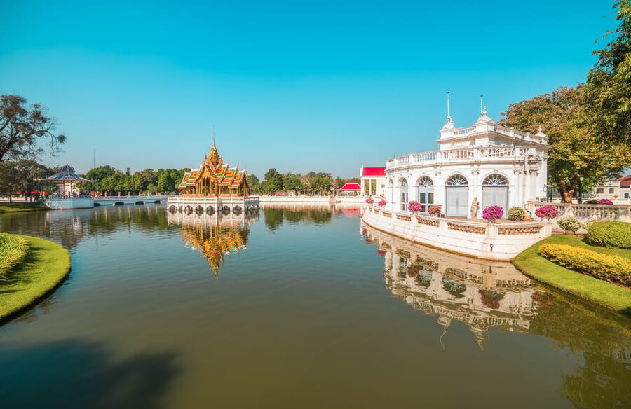 From Bangkok: Ayutthaya & Ayothaya Floating Market Day Trip - Ayutthaya day trip: the value of a timed UNESCO route