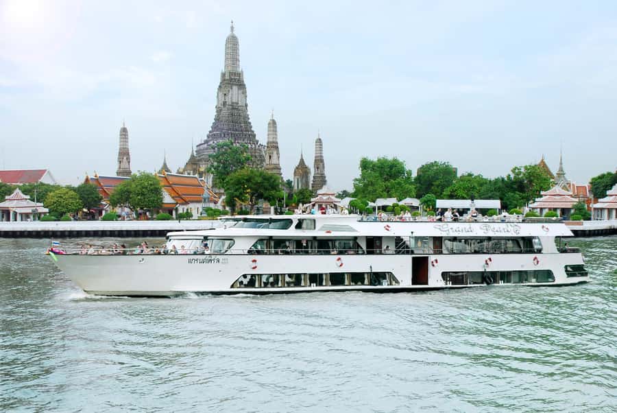 From Bangkok: Ayutthaya Day Tour by Bus with River Cruise - Morning start: meeting point and how pickup really works