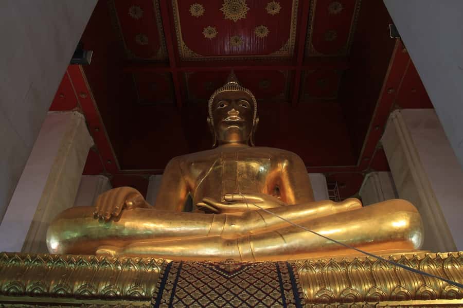 From Bangkok: Ayutthaya Full-Day Trip with Driver - Stop 2: Wat Mahathat and the Buddha face in tree roots