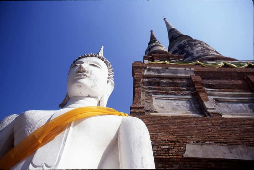 From Bangkok: Ayutthaya Heritage Tour with Sunset Boat Ride - Snack box and fruit market time: a short break that actually helps