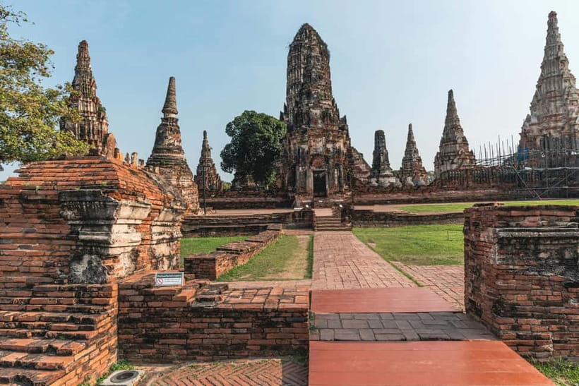 From Bangkok: Ayutthaya Heritage Tour with Sunset Boat Ride - The 1-hour sunset cruise: calm river scenery with a loud long-boat reality