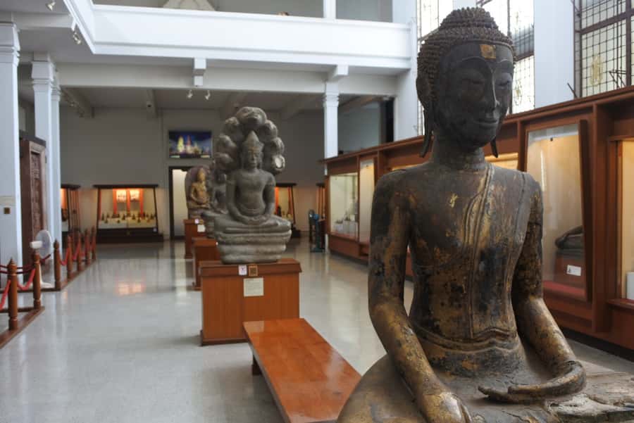 From Bangkok: Ayutthaya Private Full-Day UNESCO Trip - Wat Ratchaburana: Buddha images and gold treasures from 1957