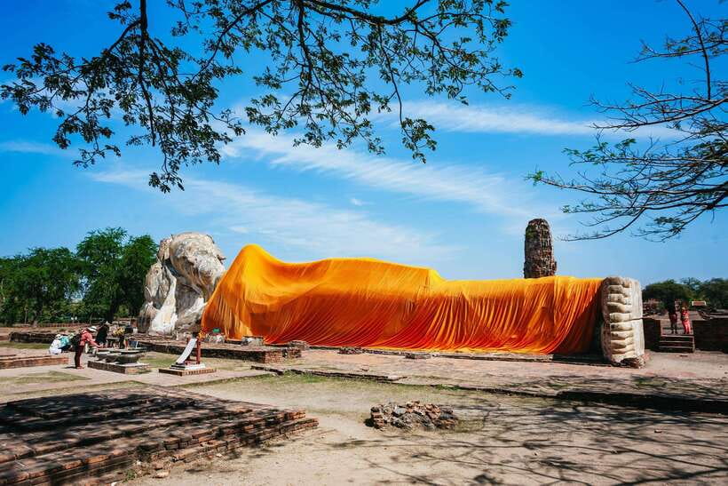 From Bangkok: Ayutthaya Temples Guided Tour with Lunch - Wat Lokayasutha: The Reclining Buddha You’ll Want to Photograph