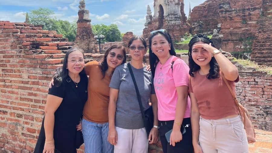 From Bangkok: Ayutthaya Temples Tour with Bang Pa-In Palace - Wihan Phra Mongkhon Bophit: a photo stop that deserves your time