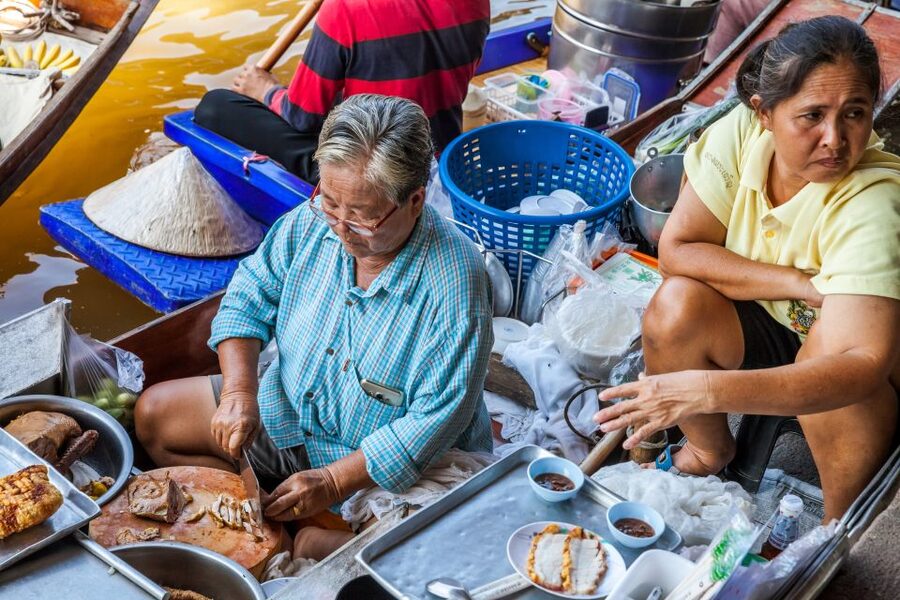 From Bangkok: Damnoen Saduak Floating Market Guided Tour - Timing and The Return Back to Bangkok