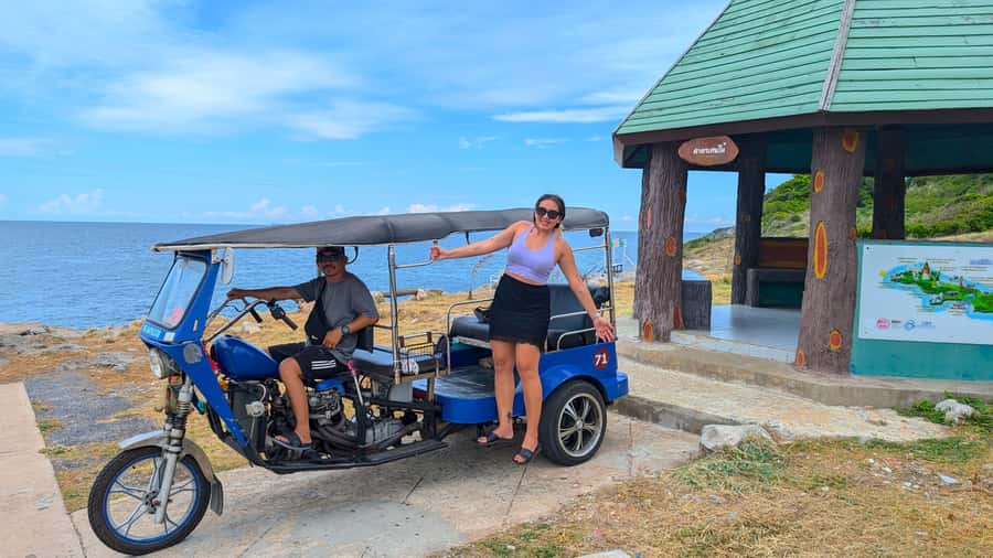 From Bangkok: Day Tour Koh Sichang Island with Tuktuk Tour - Chao Pho Khao Yai Shrine: Chinese Meets Thai at the Cable-Car Entrance