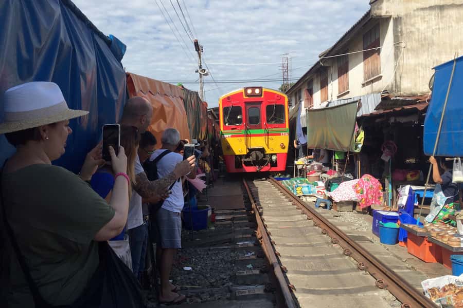 From Bangkok: Floating Market & Ayutthaya Private Day Trip - Key things that make this day trip work