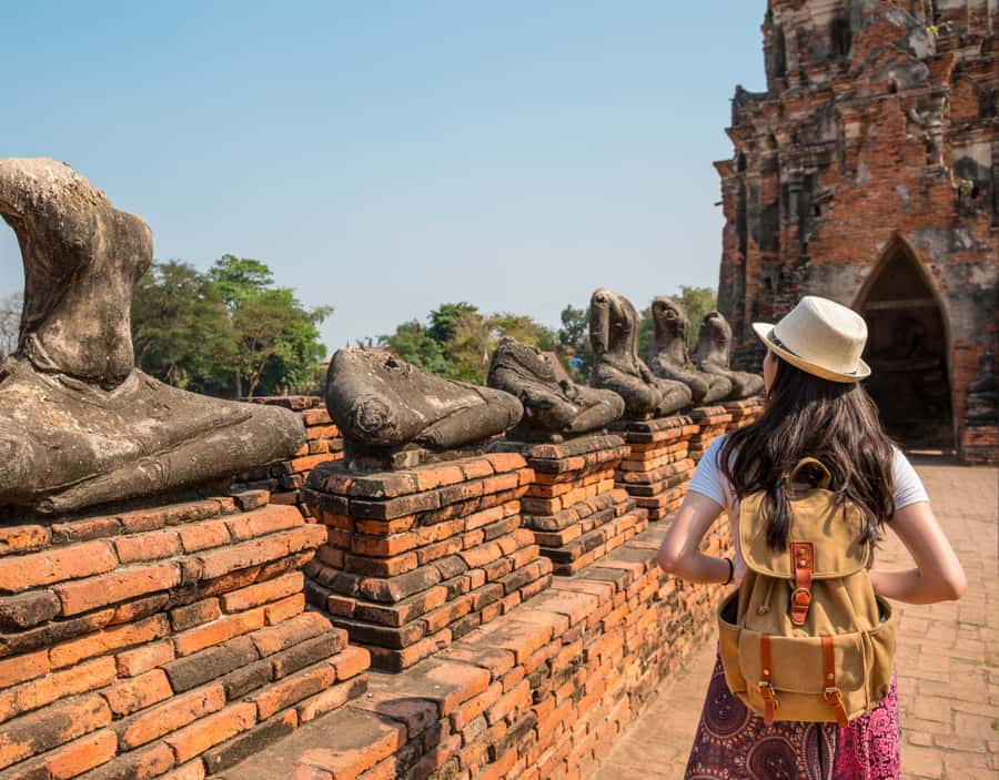 From Bangkok: Private Guided Tour of Ayutthaya’s 6 Temples - Wat Chaiwatthanaram: the riverside finale with Khmer-style symmetry