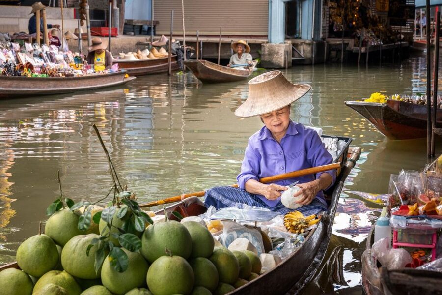 From Bangkok: Railway & Damnoen Saduak Floating Market Tour - Who this tour suits best (and who should skip)