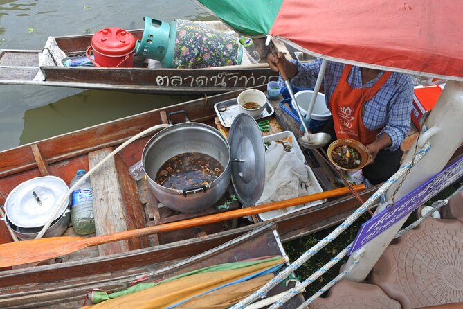 From Bangkok : Thaka Floating Market - Coconut Sugar Farm: A Quick Look at How the Sweet Stuff Happens