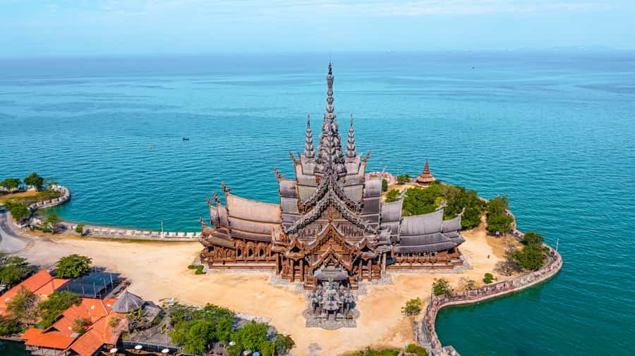 From Bangkok: The Sanctuary of Truth with Private Transfer - Getting from Bangkok to Chonburi the easy way