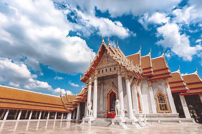 Golden Buddha, Reclining Buddha & Marble Temple Tour - Wat Phra Chetuphon: 95 pagodas and a reclining Buddha with real links