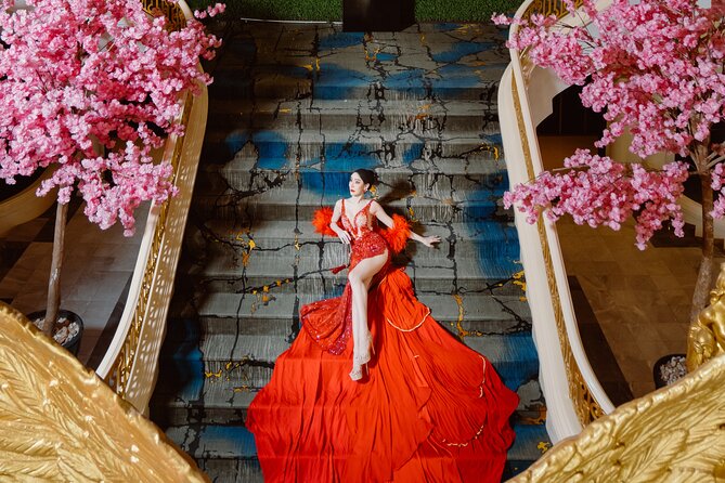 Golden Dome Cabaret Show Bangkok - What you’ll notice first: theatre production, lighting, and costumes