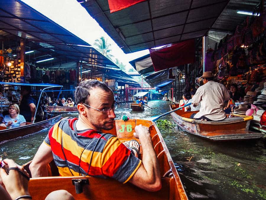 Grand Palace, Damnoen Floating Market & Maeklong Market Tour - Lunch and dessert: how to use the break well