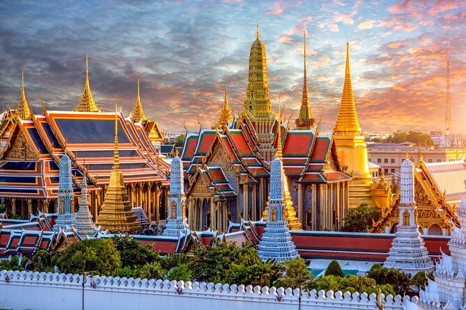 Grand Palace Self-Guided Walking Tour (entry not incl.) - Setting up Action’s audio app on your phone (and avoiding tech stress)