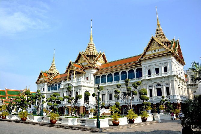 Grand Palace , Thai dance & Fun street walk in Bangkok - Sala Chalermkrung Royal Theatre: weekday Thai dance with real options