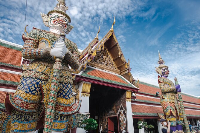 Grand Palace & Wat Arun Immersive Guided Walking Tour 3-Hour - Price and value: $21 plus entrance fees you should plan for