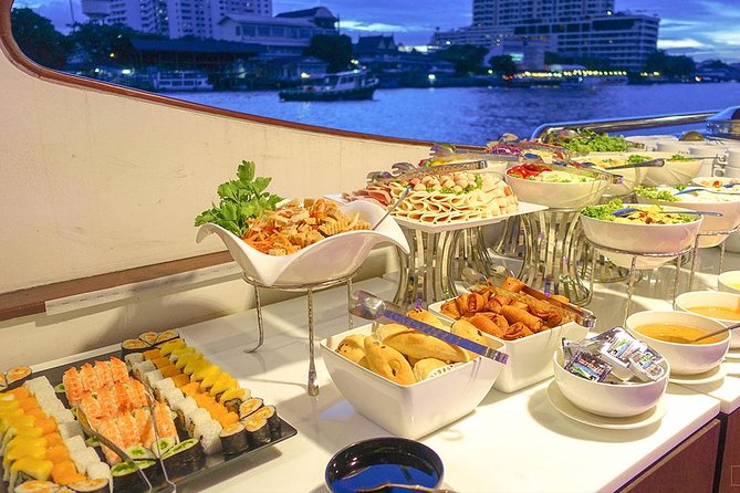 Grand Pearl Dinner Cruise Experience at Bangkok with Pickup - The Chao Phraya night cruise: open-air views and photo timing