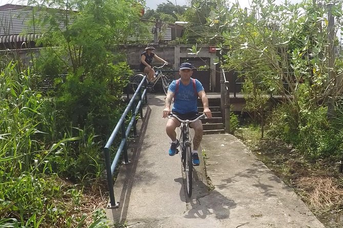 Half-Day Bangkok Bike Tour Including Lunch - What the Tour Experience Feels Like: Guides, Group Size, and the “Not Off Limits” Factor