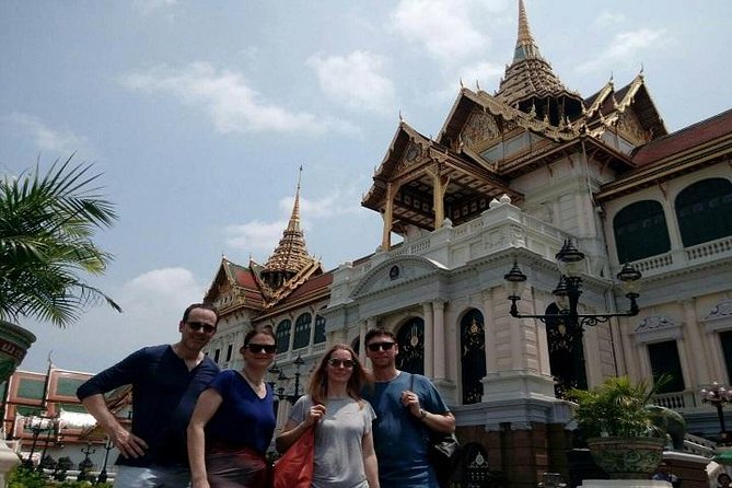 Half-Day Bangkok City Tour with The Grand Palace Private - Wat Arun (Temple of Dawn) for about 40 minutes