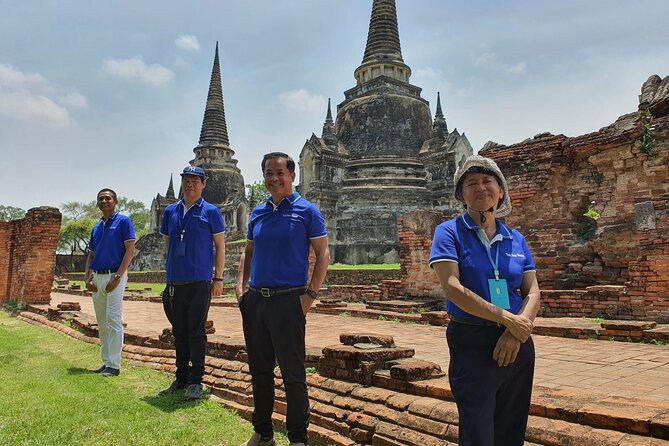 Half-Day Tour : PRIVATE Grand Palace & Temples - Tickets, water, and the small stuff that makes it smoother