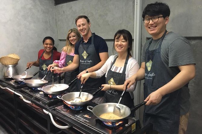 Hands on Thai Cooking Class and Market Tour - Tuk-Tuk, Air-Conditioning, and Timing That Fits a Bangkok Day