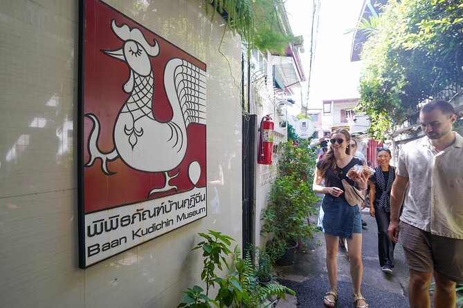 Hidden Bangkok: Local Canal & Artist Village by EV Boat - Wat Pak Nam: The Giant White Pagoda and Golden Buddha Moments