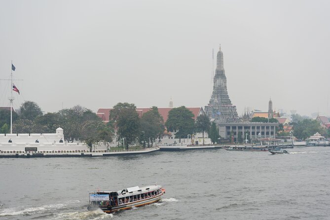 Highlights of Bangkok (Private Day Trip) - Wat Traimit (Golden Buddha) and the reconstruction switch