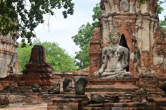 Historical City of Ayutthaya - Unesco Full Day Tour From Bangkok - Wat Mahathat: the monastery of the Great Relic