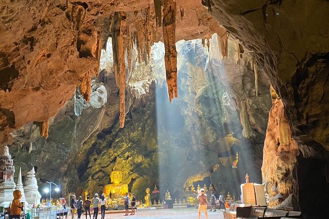 Hua Hin Must Visit One Day Tour from Bangkok - Start at 7:00 am in Bangkok: how the meeting and day flow actually feel