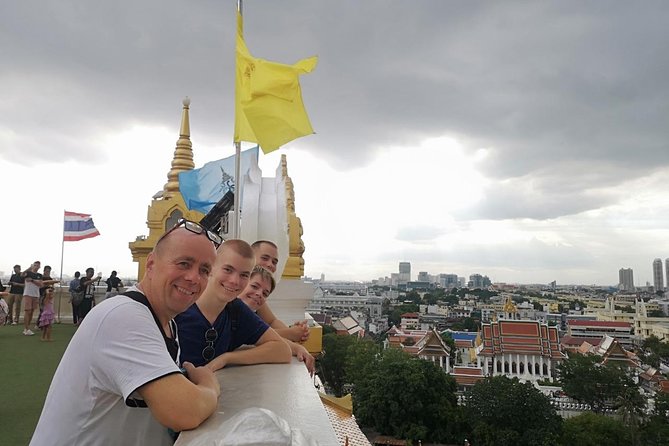 In and around Bangkok Private Tour Guide with Custom Experience - Wat Traimit (Golden Buddha) and the “one more temple” effect