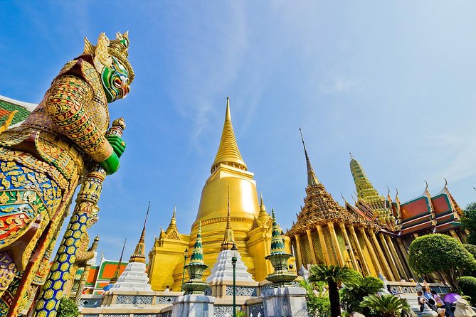 In and around Bangkok Private Tour Guide with Custom Experience - Wat Saket (Golden Mount): a hilltop break from the crowds