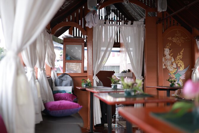 Instagram Photo Tour with Wat Arun and River Cruise - Timing and meeting points: how the 2-hour window works