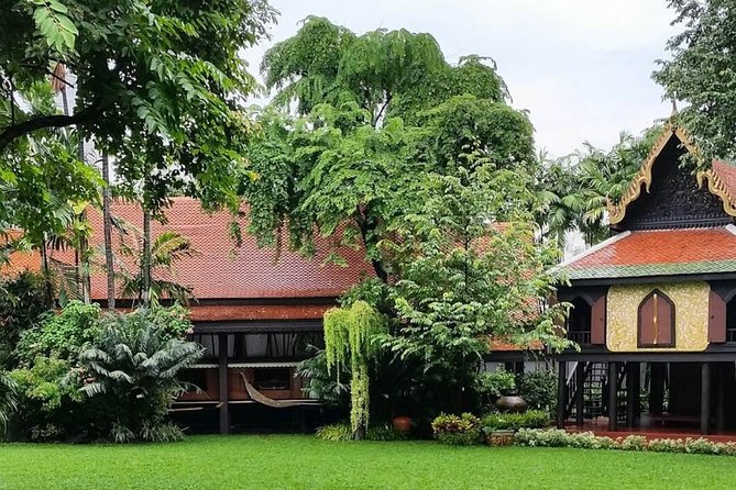 Jim Thompson's House and National Museum Bangkok (Phranakorn) - Entering Jim Thompson House: Thai-Style Architecture as the Main Character