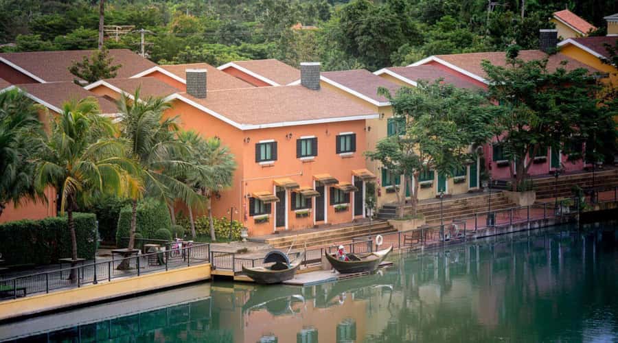 Khao Yai: Private Custom Tour with Driver From Bangkok - Price and Value: $164 for Up to 3, Plus Park Fees
