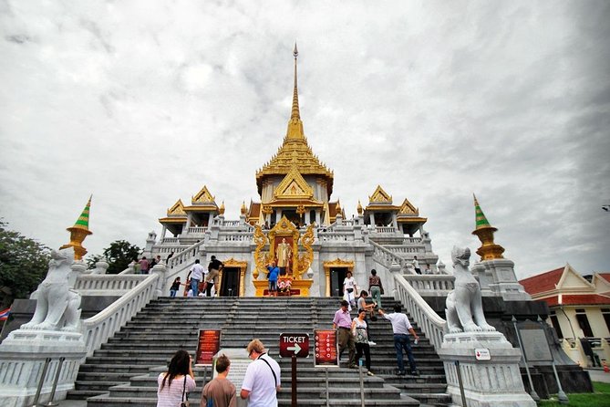 Laem Chabang Shore Excursion : Shopping, Massage & Food Tasting - JJ Mall and lunch: where the day gets practical