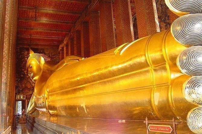 Lights, Camera, Landmark, & Canal: A Picture Perfect Bangkok Tour - Wat Pho and the Reclining Buddha: Big Scale, Short Visit