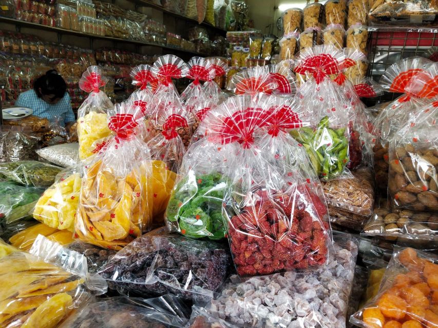 Local Life, Culture & Food Walking Tour at Chinatown - Practical tips so your walk feels easy, not stressful