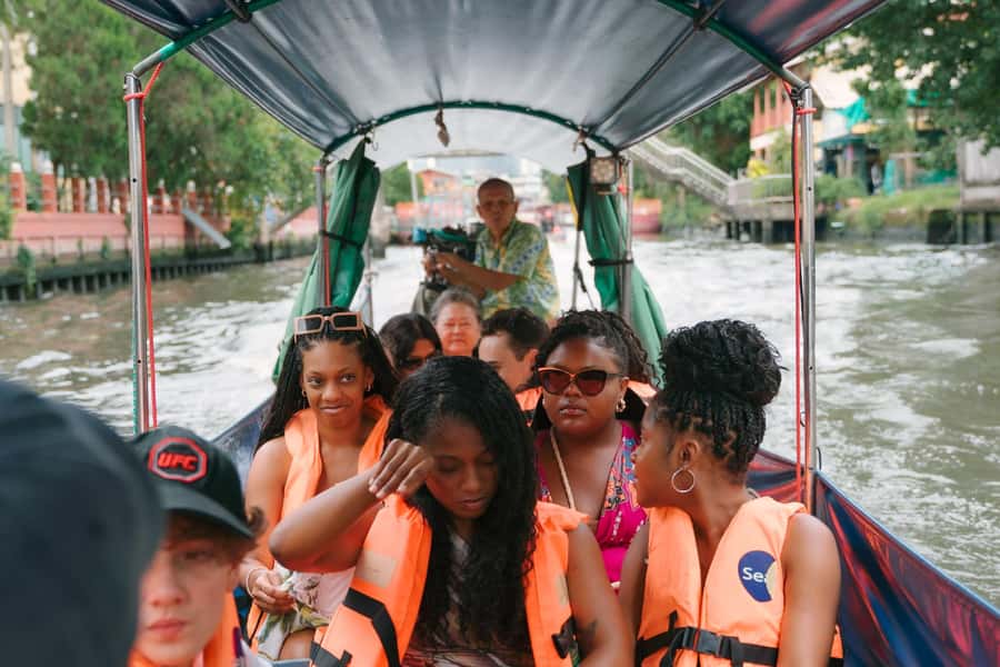 Longtail Boat Adventure to the Local Weekend Floating Market - Getting Oriented at BTS Wutthakat: Meeting Point That Actually Works