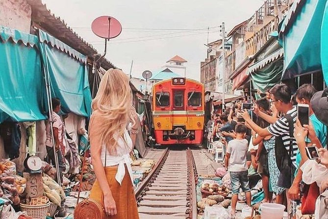 Maeklong Railway & Floating Market Tour (Private & All-Inclusive) - Hotel Pickup and a Private Van That Actually Makes a Difference
